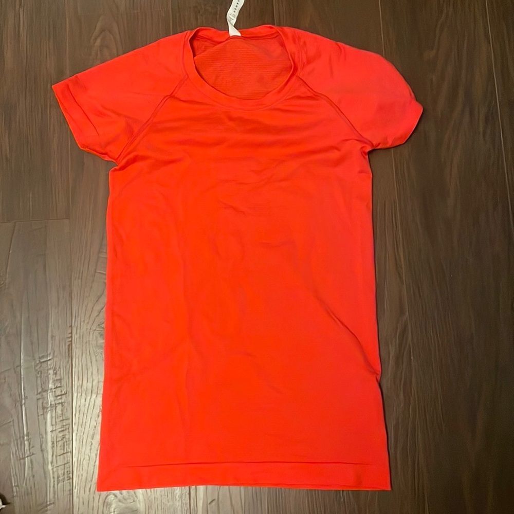 Swiftly tech short sleeve